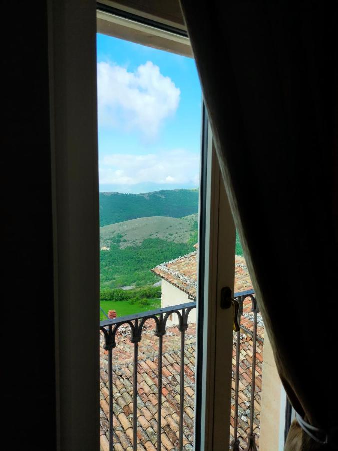 Bed and Breakfast Dimora Sessanio Санто-Стефано-ді-Сессаніо Екстер'єр фото